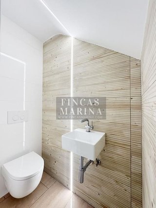 Casa adosada en venta en Passeig Maragall - Zona Estació en Gavà