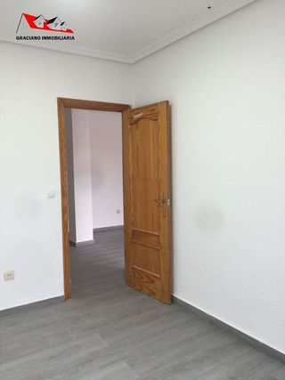 Piso en venta en Hermanos Falcó - Sepulcro Bolera en Albacete