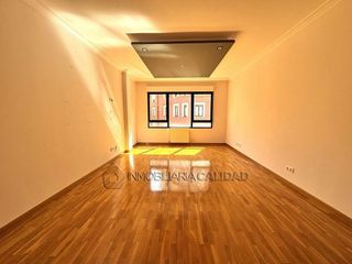 Piso en venta en Zona Sur en Burgos