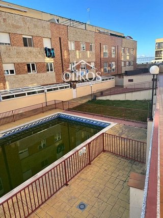 Piso en venta en Villares de la Reina