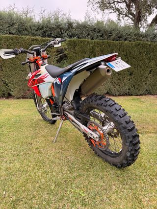 KTM EXC-F 250 Six Days 2023 17h