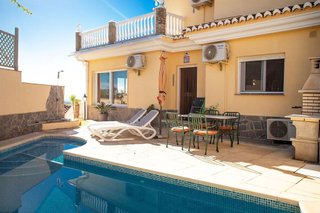 Casa en venta en Urbanización Santa Rosa en Torrox