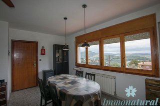 Chalet en venta en Torrelles de Llobregat