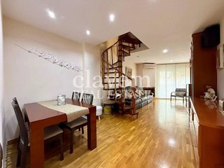Dúplex en venta en Trinitat Vella en Barcelona