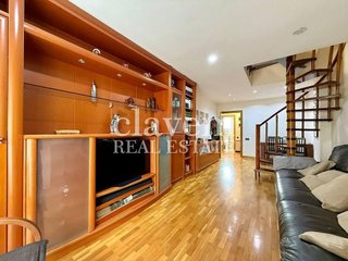 Dúplex en venta en Trinitat Vella en Barcelona