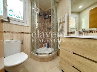 Dúplex en venta en Trinitat Vella en Barcelona