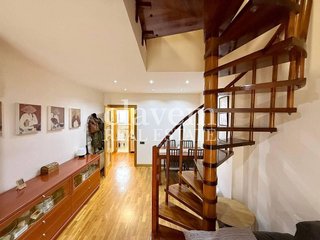 Dúplex en venta en Trinitat Vella en Barcelona