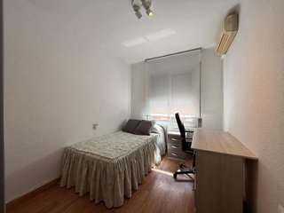 Piso en venta en Creu de Barberà en Sabadell