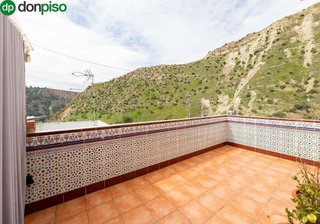 Casa adosada en venta en Crta. De la Sierra en Granada