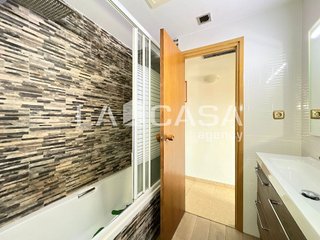 Piso en venta en Gorg - Pep Ventura en Badalona