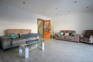 Casa adosada en venta en Palau-solità i Plegamans
