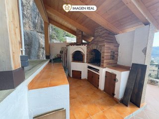 Chalet en venta en Vallirana