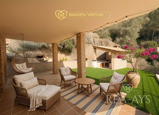 Chalet en venta en Vallirana