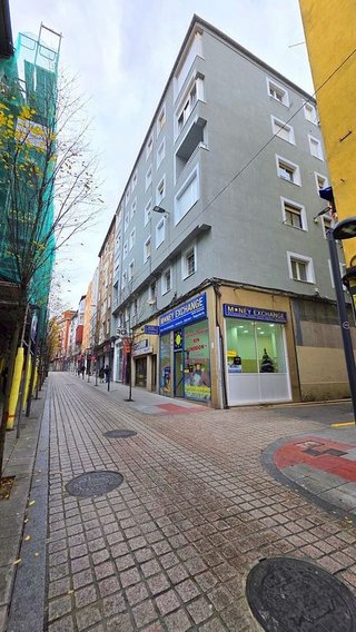 Piso en venta en Numancia - San Fernando en Santander
