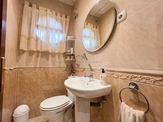 Chalet en venta en Lucena