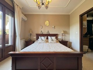 Chalet en venta en Lucena
