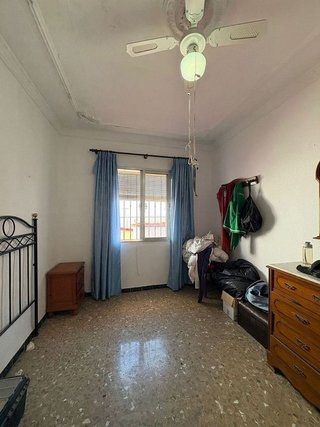 Chalet en venta en Carmona
