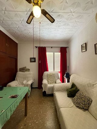 Chalet en venta en Carmona