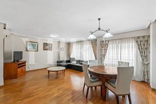 Piso en venta en Ensanche - Diputación en Alicante