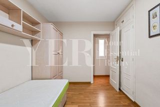 Piso en venta en Ensanche - Diputación en Alicante