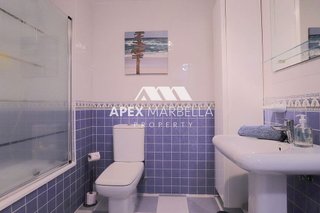 Piso en venta en Cabo Pino - Reserva de Marbella en Marbella