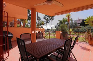 Piso en venta en Cabo Pino - Reserva de Marbella en Marbella