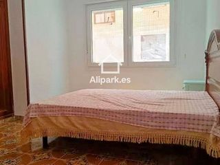 Piso en venta en Centro en Alicante