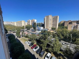 Piso en venta en El Plantinar - Felipe II - Tiro de Línea en Sevilla
