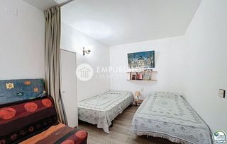 Piso en venta en Salatar en Roses