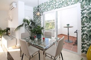 Casa adosada en venta en Istán