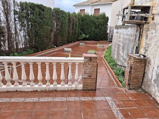 Casa adosada en venta en Huétor Vega