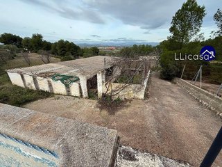 Chalet en venta en Santa Bárbara en Llíria