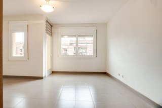 Piso en venta en Artigas - Llefià en Badalona