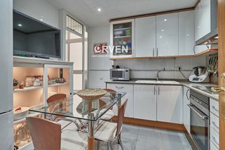 Piso en venta en Sant Josep en Hospitalet de Llobregat, L´