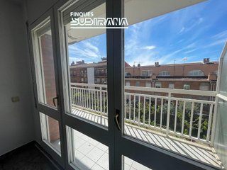 Piso en venta en Llevant en Igualada
