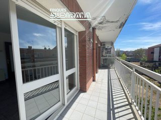 Piso en venta en Llevant en Igualada