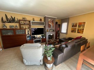 Casa adosada en venta en Singuerlín - Can Franquesa - Les Oliveres en Santa Coloma de Gramanet