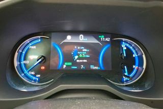 Toyota Rav4 2.5l 220H Advance