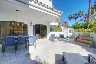 Piso en venta en Elviria en Marbella
