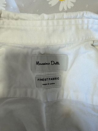 Camisa blanca de manga larga