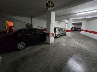 Garaje en venta en Hospital en Jaén