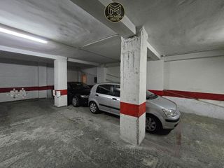 Garaje en venta en Hospital en Jaén
