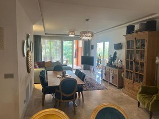 Piso en venta en Los Naranjos - Las Brisas en Marbella