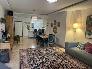 Piso en venta en Los Naranjos - Las Brisas en Marbella
