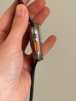 Apple Watch Ultra 1 con 3 correas