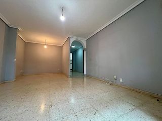 Piso en venta en Poniente-Norte - Miralbaida - Parque Azahara en Córdoba
