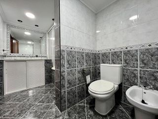 Piso en venta en Poniente-Norte - Miralbaida - Parque Azahara en Córdoba