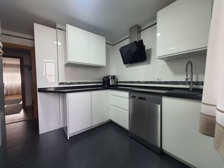 Piso en venta en Ctra de Sevilla - Ronda sur en Badajoz