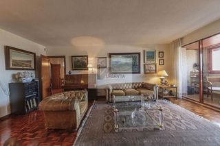 Piso en venta en Ermitagaña - Mendebaldea en Pamplona