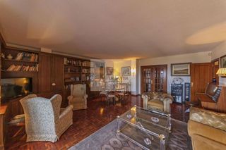 Piso en venta en Ermitagaña - Mendebaldea en Pamplona